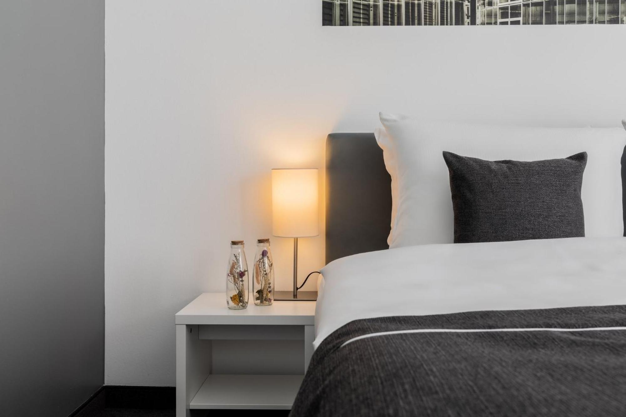 Select Hotel Berlin Gendarmenmarkt Buitenkant foto