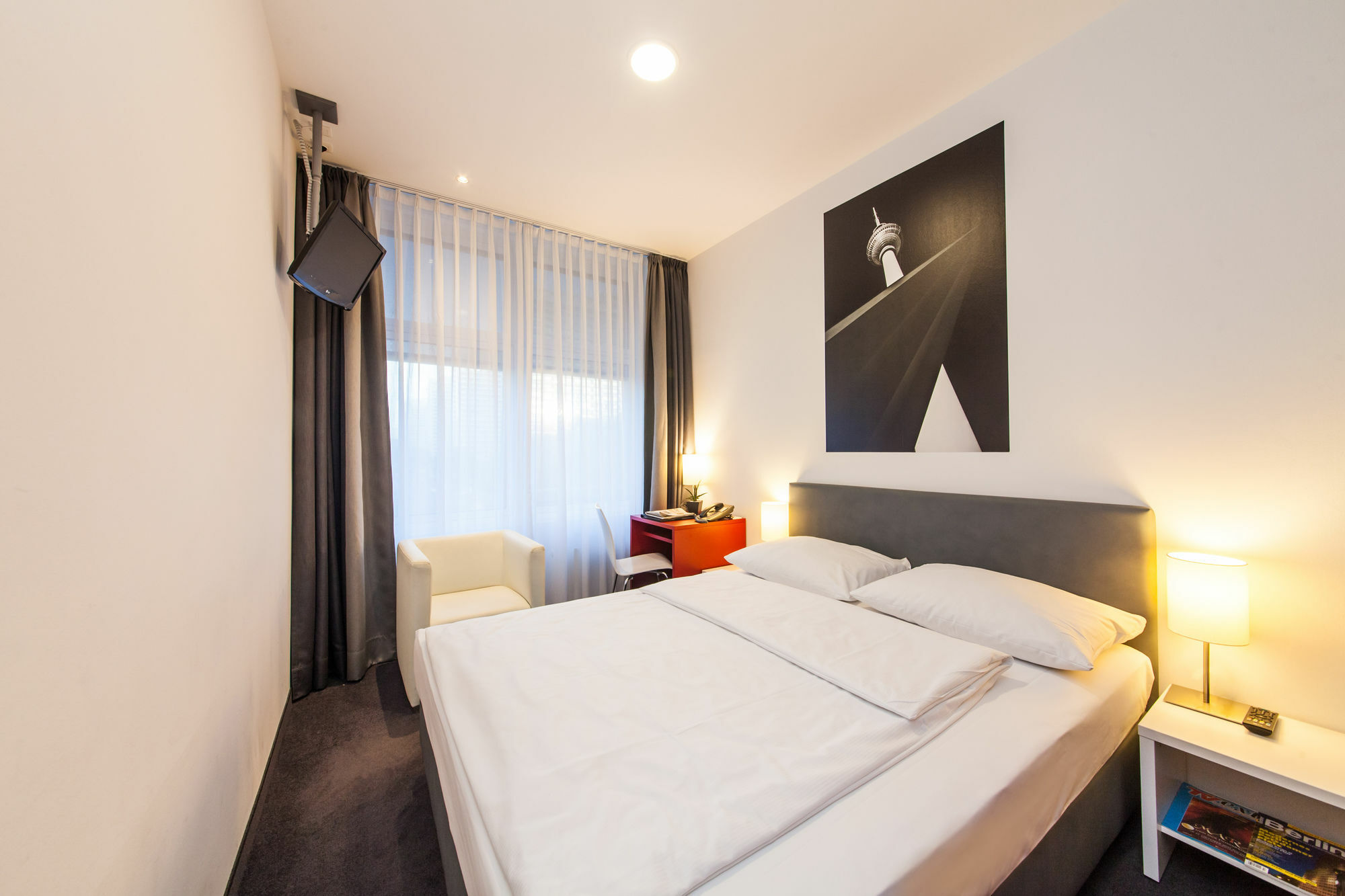 Select Hotel Berlin Gendarmenmarkt Buitenkant foto